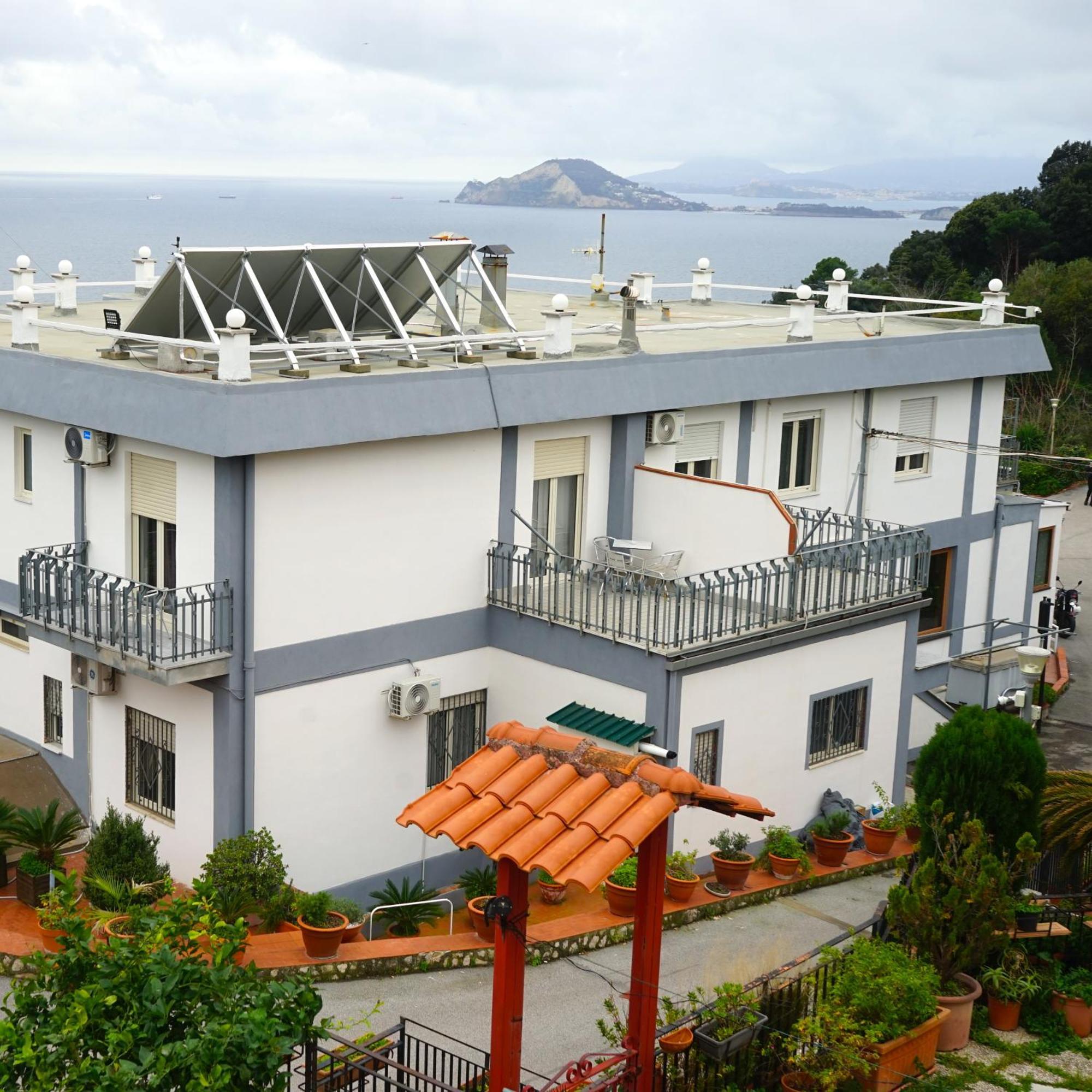 Mini Hotel - Angolo Di Paradiso - Pozzuoli Ngoại thất bức ảnh