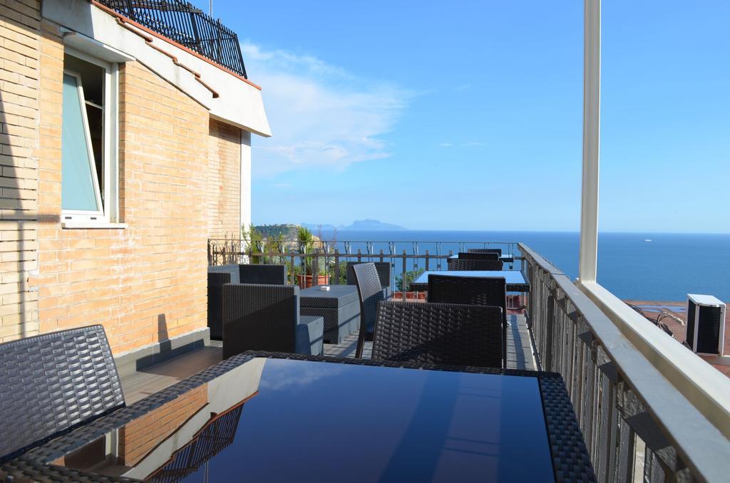 Mini Hotel - Angolo Di Paradiso - Pozzuoli Ngoại thất bức ảnh