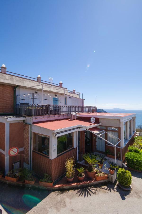Mini Hotel - Angolo Di Paradiso - Pozzuoli Ngoại thất bức ảnh
