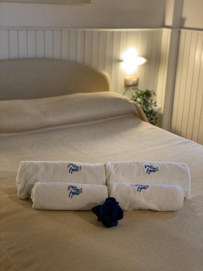 Mini Hotel - Angolo Di Paradiso - Pozzuoli Ngoại thất bức ảnh